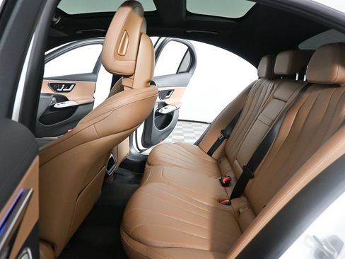 Used 2026 Mercedes-Benz E 350 Sedan image 18