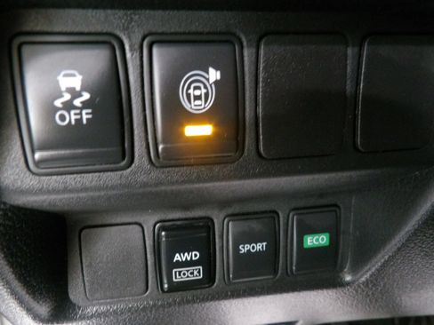 Used 2017 Nissan Rogue S AWD/4WD image 20