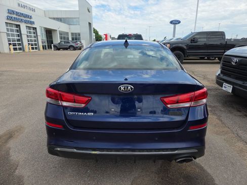 Used 2019 Kia Optima LX FWD image 4