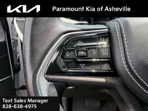 Used 2022 Jeep Grand Cherokee L Overland AWD/4WD image 14