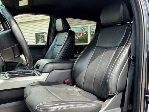 Used 2022 Ford F250 Lariat w/ Lariat Ultimate Package AWD/4WD image 11