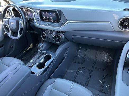 Used 2020 Chevrolet Blazer LT image 11