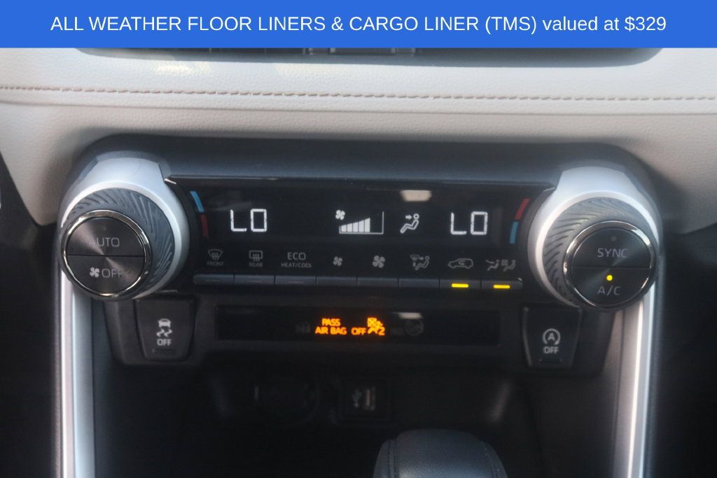 Used 2025 Toyota RAV4 XLE AWD/4WD image 4