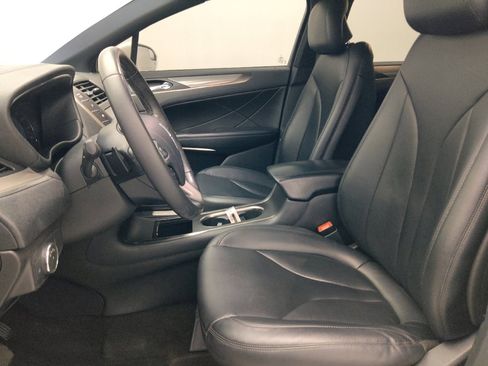 Used 2016 Lincoln MKC Premiere FWD image 17