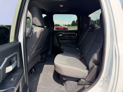 Used 2025 RAM 2500 Big Horn AWD/4WD image 10
