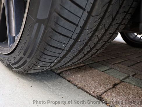 Used 2018 Mercedes-Benz E 400 4MATIC Wagon w/ Premium 2 Package (Q02) image 52