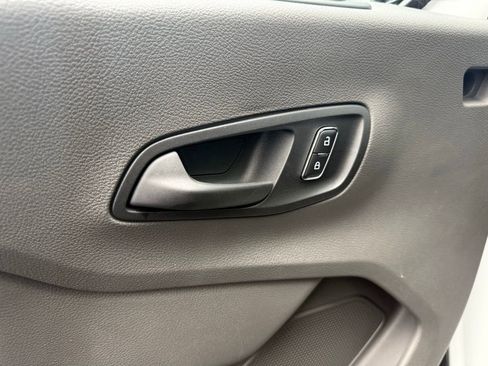 New 2026 Ford Transit 350 XL image 18