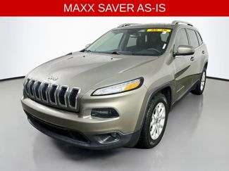 Used 2018 Jeep Cherokee Latitude Plus FWD video 3