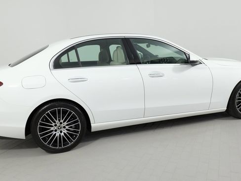 Used 2024 Mercedes-Benz C 300 4MATIC Sedan image 28