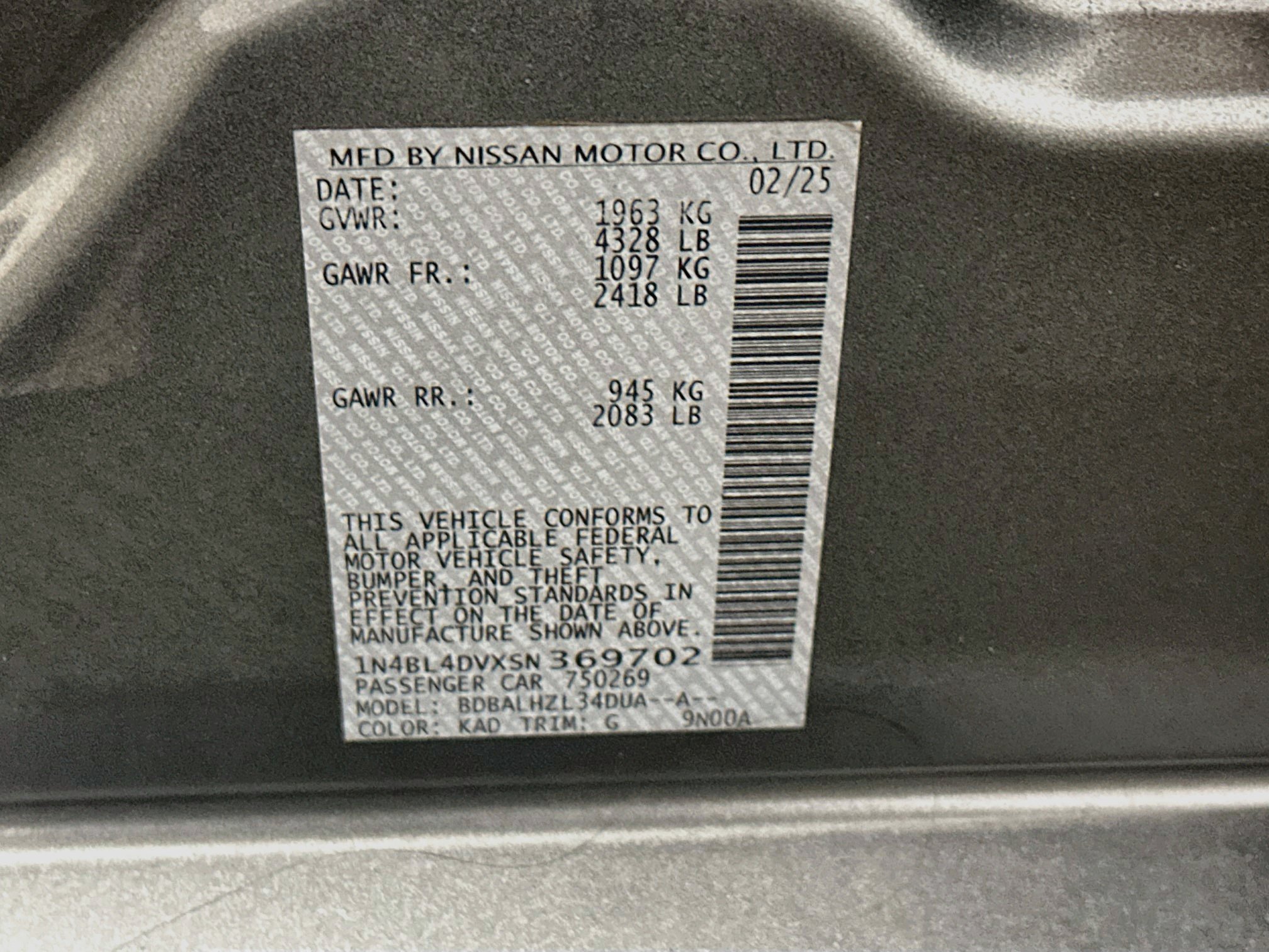 Used 2025 Nissan Altima 2.5 SV FWD image 12