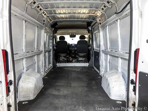 Used 2023 RAM ProMaster 2500 FWD image 16