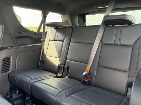Used 2023 Chevrolet Suburban RST w/ Sport Performance Package AWD/4WD image 15