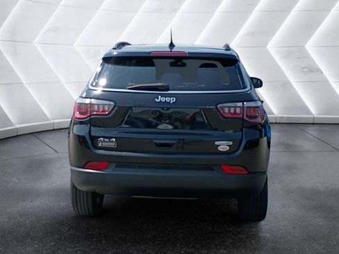 Used 2020 Jeep Compass Latitude AWD/4WD image 5