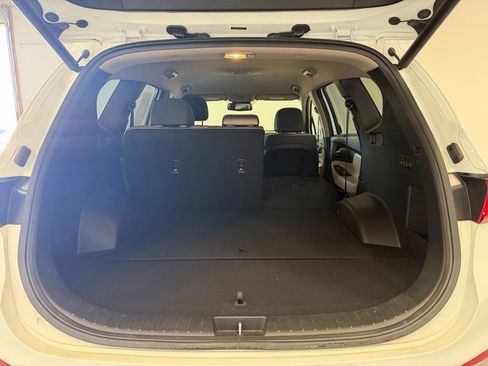 Used 2020 Hyundai Santa Fe SEL w/ Convenience Package image 26