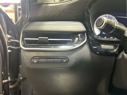 Used 2023 INFINITI QX60 Sensory AWD/4WD image 18