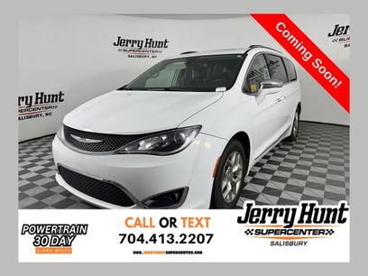 Used 2018 Chrysler Pacifica Limited