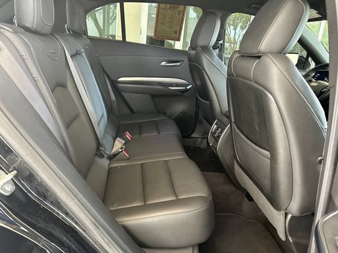 Used 2025 Cadillac XT4 Premium Luxury FWD image 30