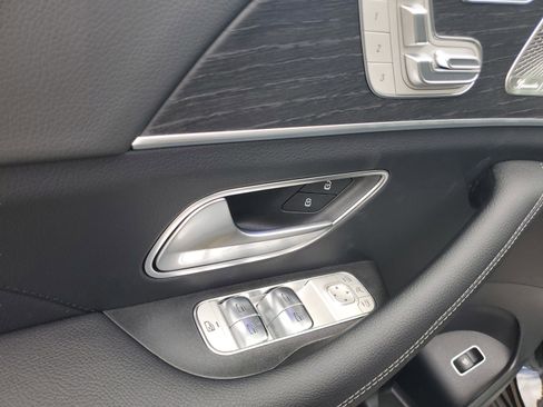 New 2026 Mercedes-Benz GLS 450 4MATIC image 22