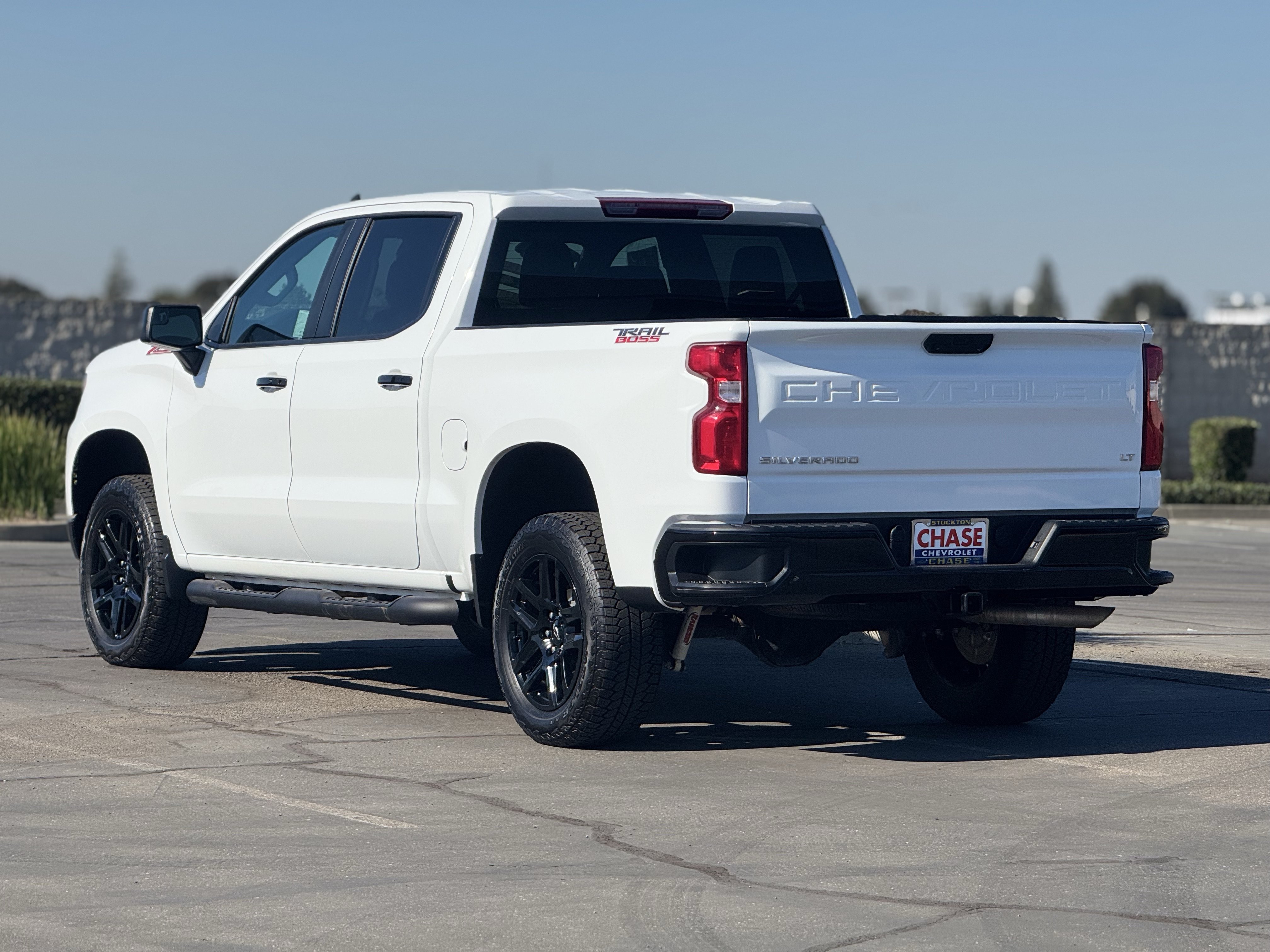 Used 2025 Chevrolet Silverado 1500 LT Trail Boss w/ Protection Package AWD/4WD image 5