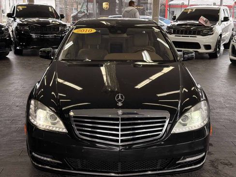 Used 2010 Mercedes-Benz S 550 4MATIC Sedan image 3