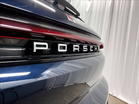 Used 2024 Porsche Cayenne image 34