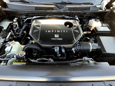 Certified 2025 INFINITI QX80 Luxe image 11