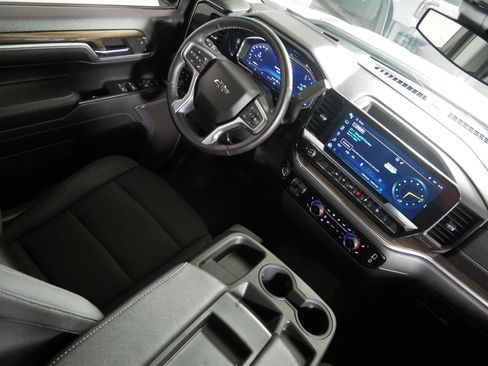 Certified 2023 Chevrolet Silverado 1500 RST w/ Z71 Off-Road Package AWD/4WD image 9