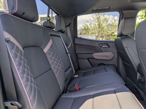 New 2026 GMC Canyon Denali w/ LPO, Denali Black Edition image 19