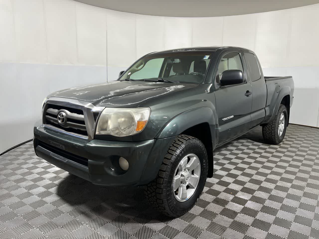 Used 2009 Toyota Tacoma PreRunner RWD image 4
