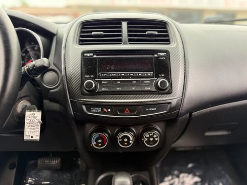 Used 2015 Mitsubishi Outlander Sport ES FWD image 30