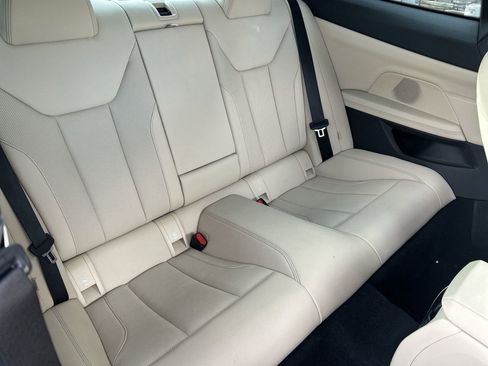 Used 2024 BMW 430i Coupe w/ Premium Package RWD image 10