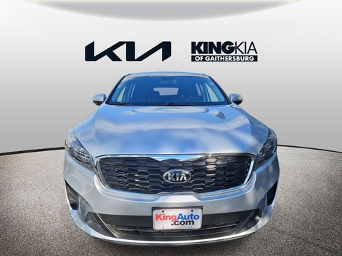 Used 2019 Kia Sorento LX image 9
