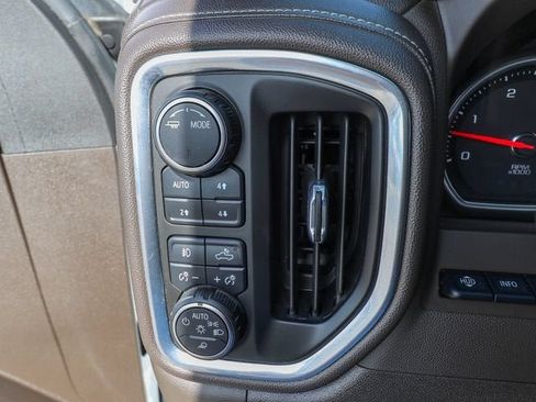 Used 2023 Chevrolet Silverado 2500 LTZ AWD/4WD image 21