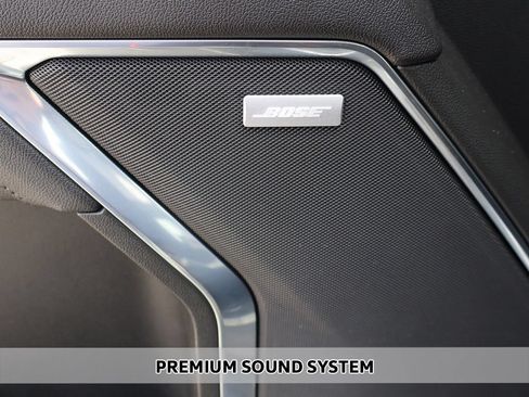 Used 2023 Chevrolet Silverado 1500 LTZ AWD/4WD image 4