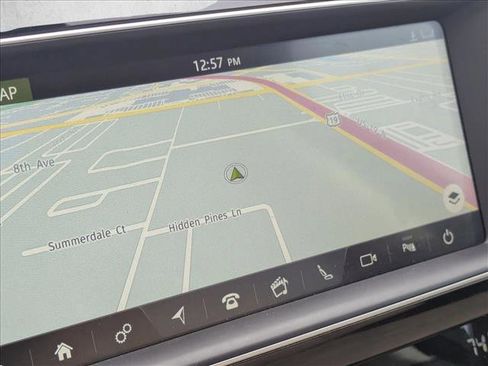 Used 2019 Jaguar F-PACE Premium image 11