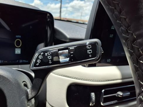Used 2026 Lincoln Aviator Reserve w/ Jet Appearance Package RWD image 17
