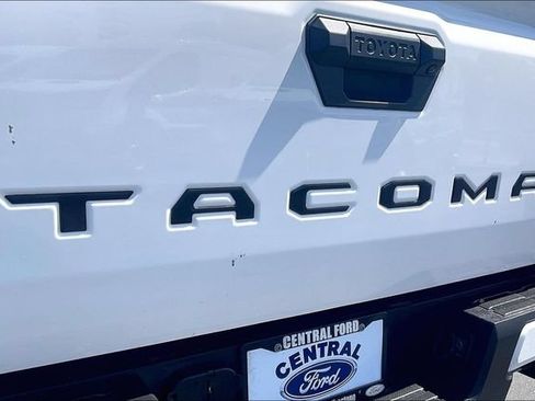 Used 2025 Toyota Tacoma SR5 RWD image 8
