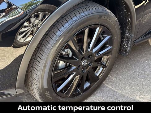 Certified 2024 Nissan Murano SV w/ SV Midnight Edition Package image 10