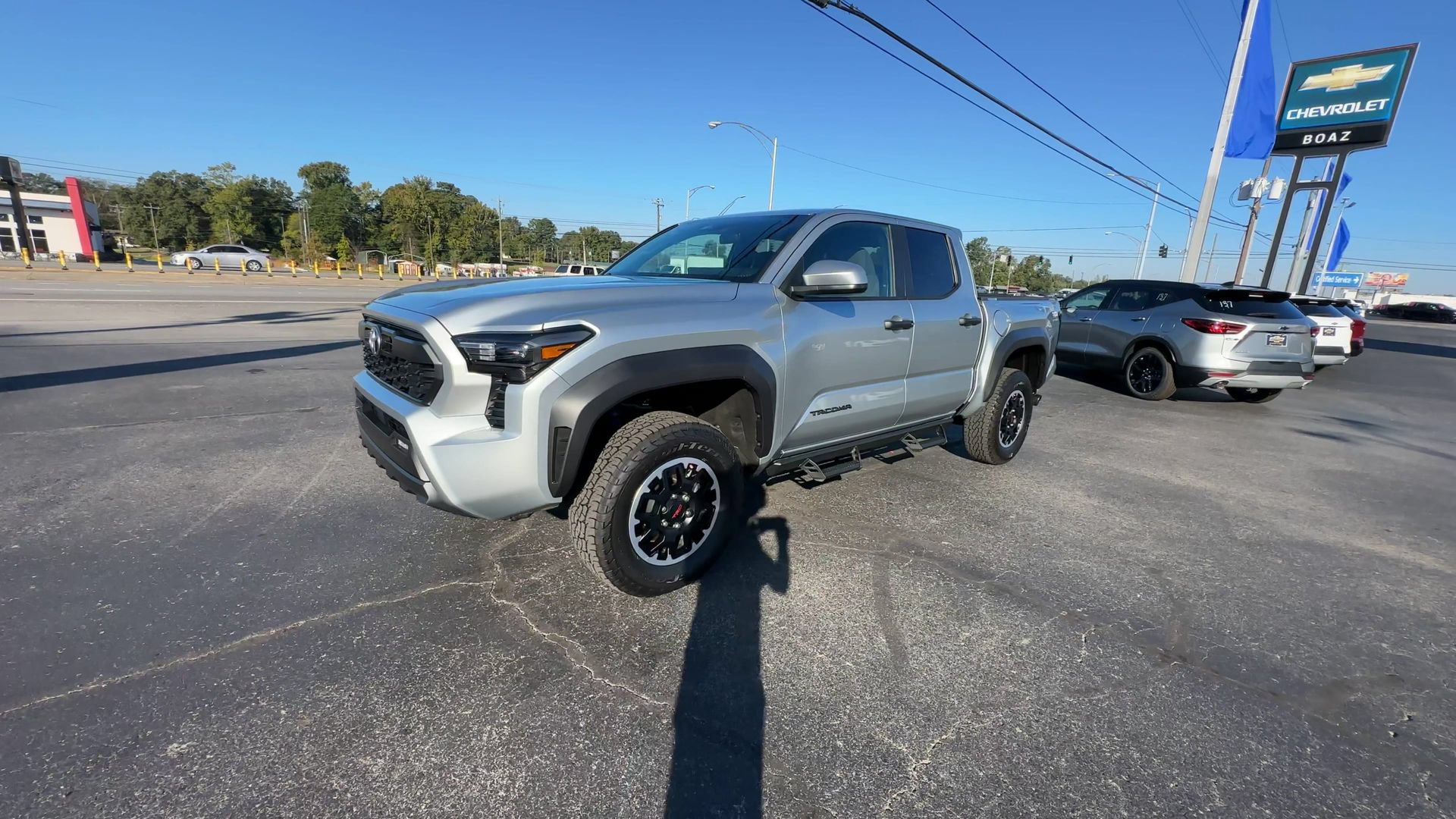 Used 2024 Toyota Tacoma TRD Off-Road AWD/4WD image 4