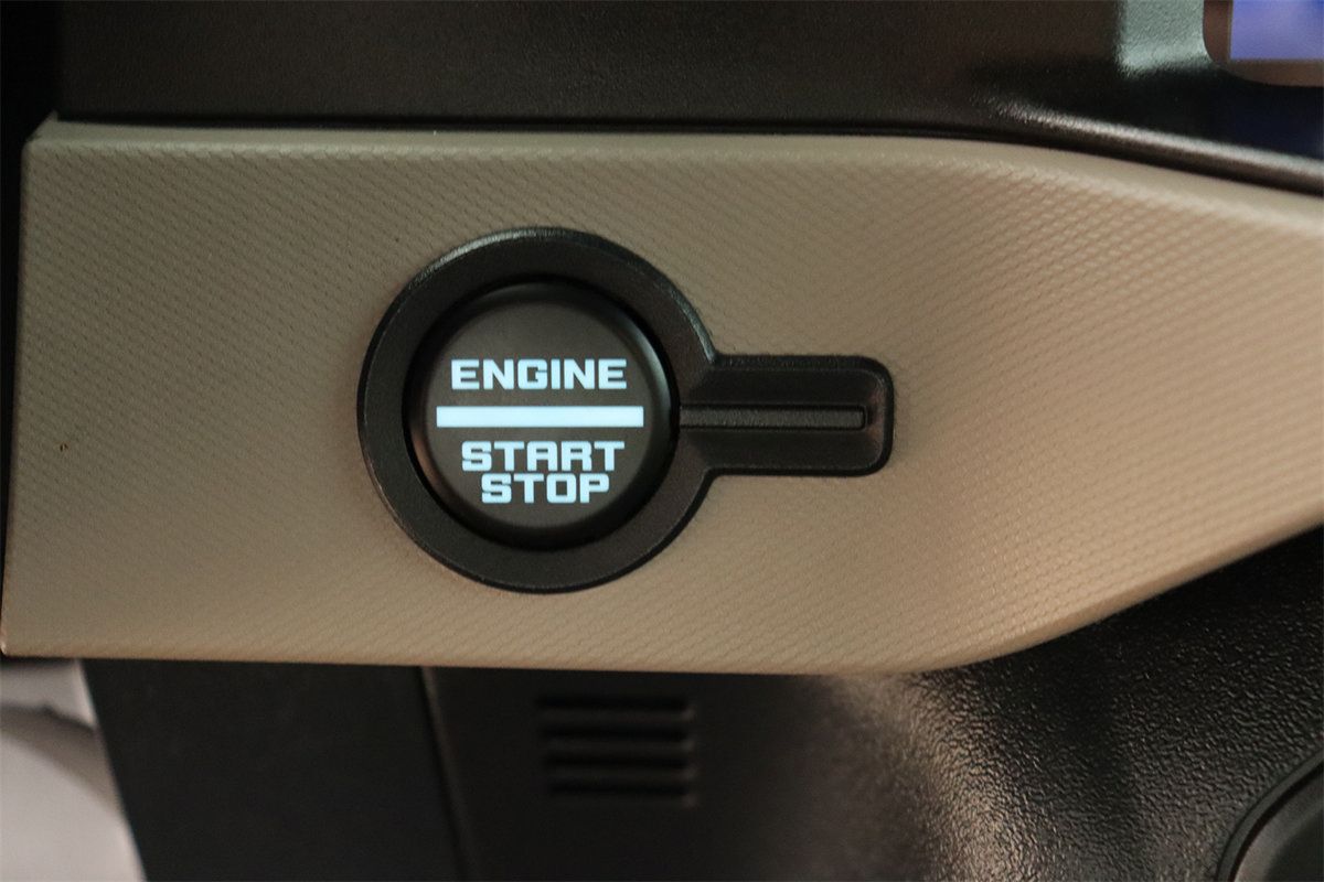 Used 2023 Ford Bronco Wildtrak AWD/4WD image 40