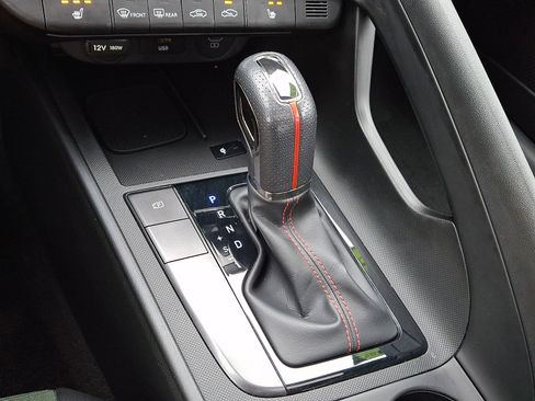 Certified 2024 Hyundai Elantra N Line image 15