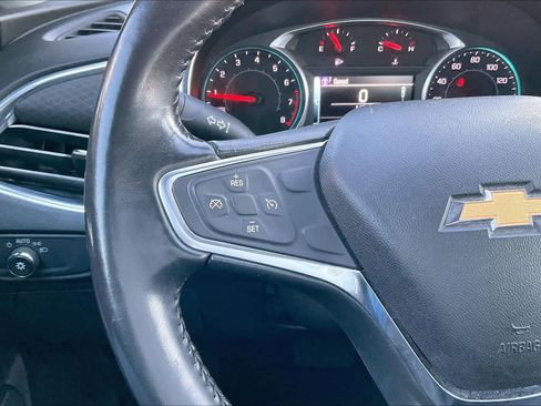 Used 2018 Chevrolet Malibu LT image 23
