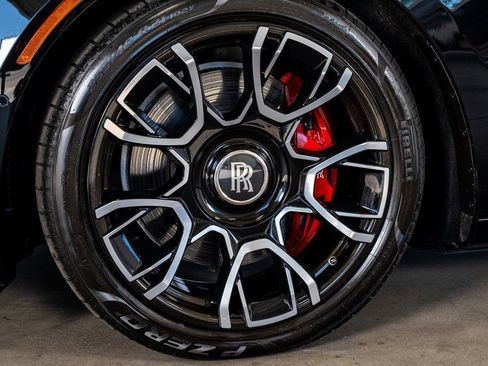 Used 2022 Rolls-Royce Ghost Black Badge image 11