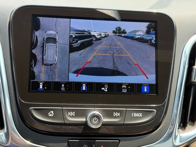 Used 2023 Chevrolet Equinox Premier AWD/4WD image 24
