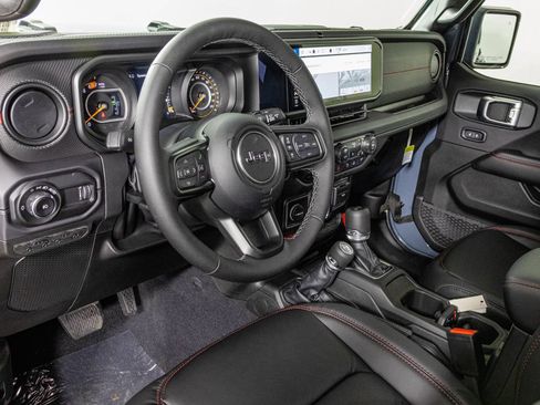 New 2026 Jeep Wrangler Unlimited Rubicon AWD/4WD image 3