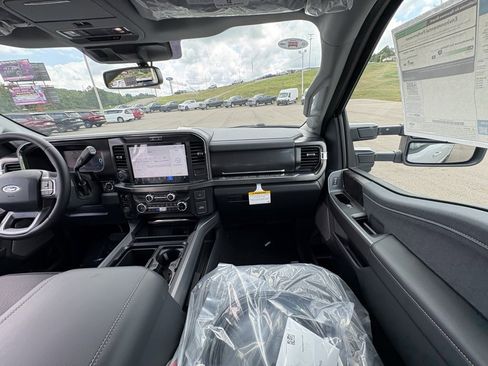 New 2026 Ford F350 Lariat w/ Tremor Off-Road Package image 27