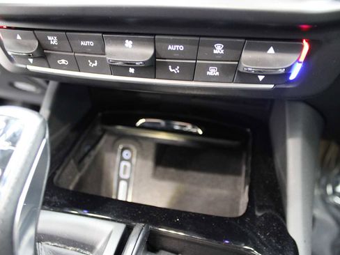 Used 2022 Maserati Levante GT image 34