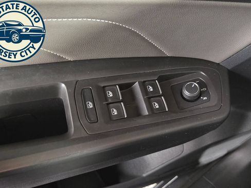 Used 2023 Volkswagen Atlas SE AWD/4WD image 21