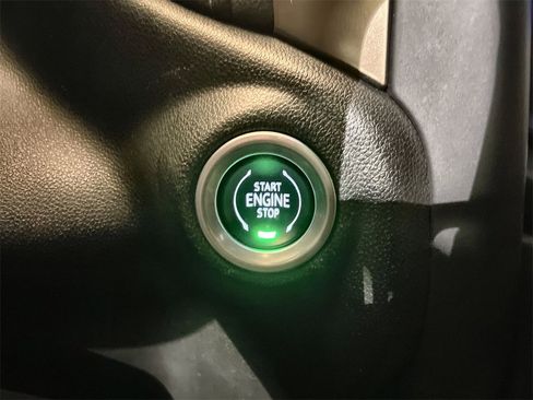 Used 2022 Chevrolet Silverado 2500 High Country w/ Safety Package II image 16