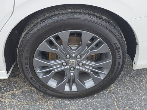 Used 2025 Honda Odyssey Touring image 30